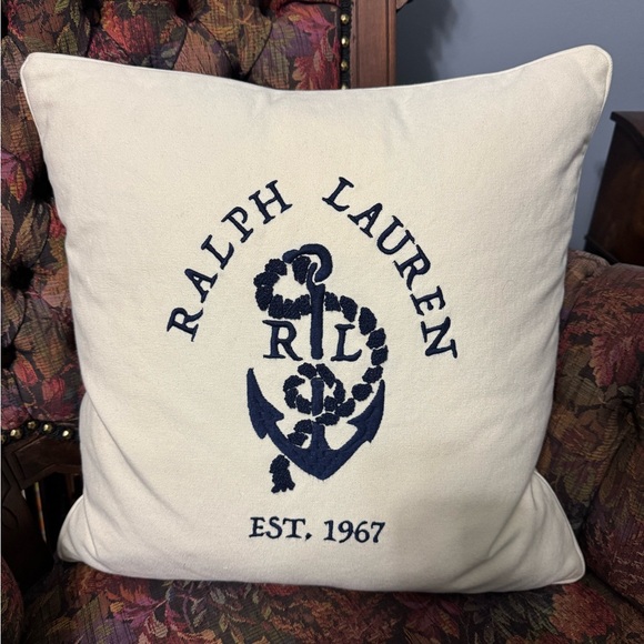 Ralph Lauren Cream Cushion with Navy Emblem 18x18 - Picture 1 of 1